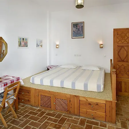 Melenos & Apartment Lindos (Rhodes)